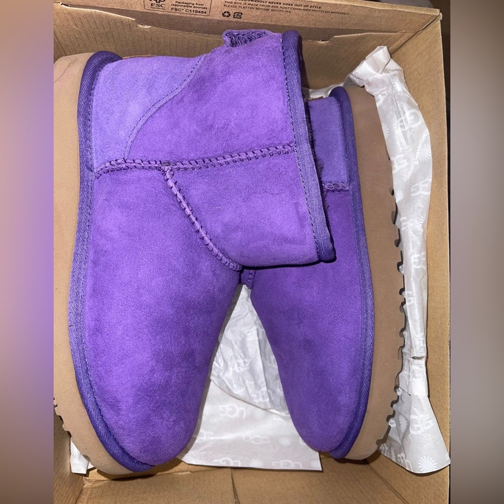 Violet Bloom Uggs